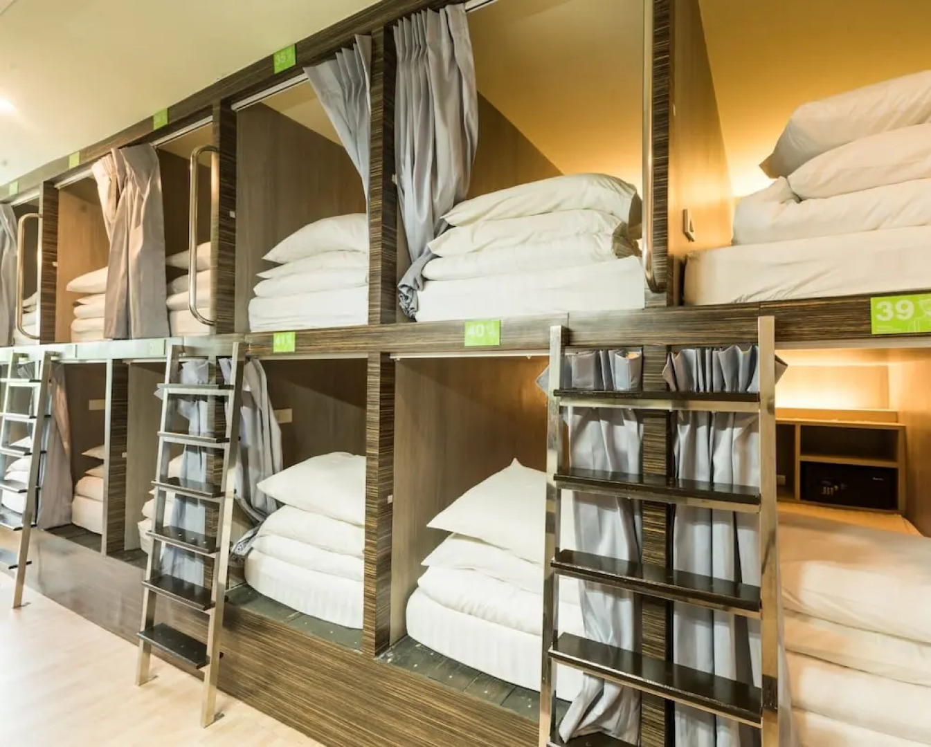 Walking Street Hostel by New Wave - Adults Only