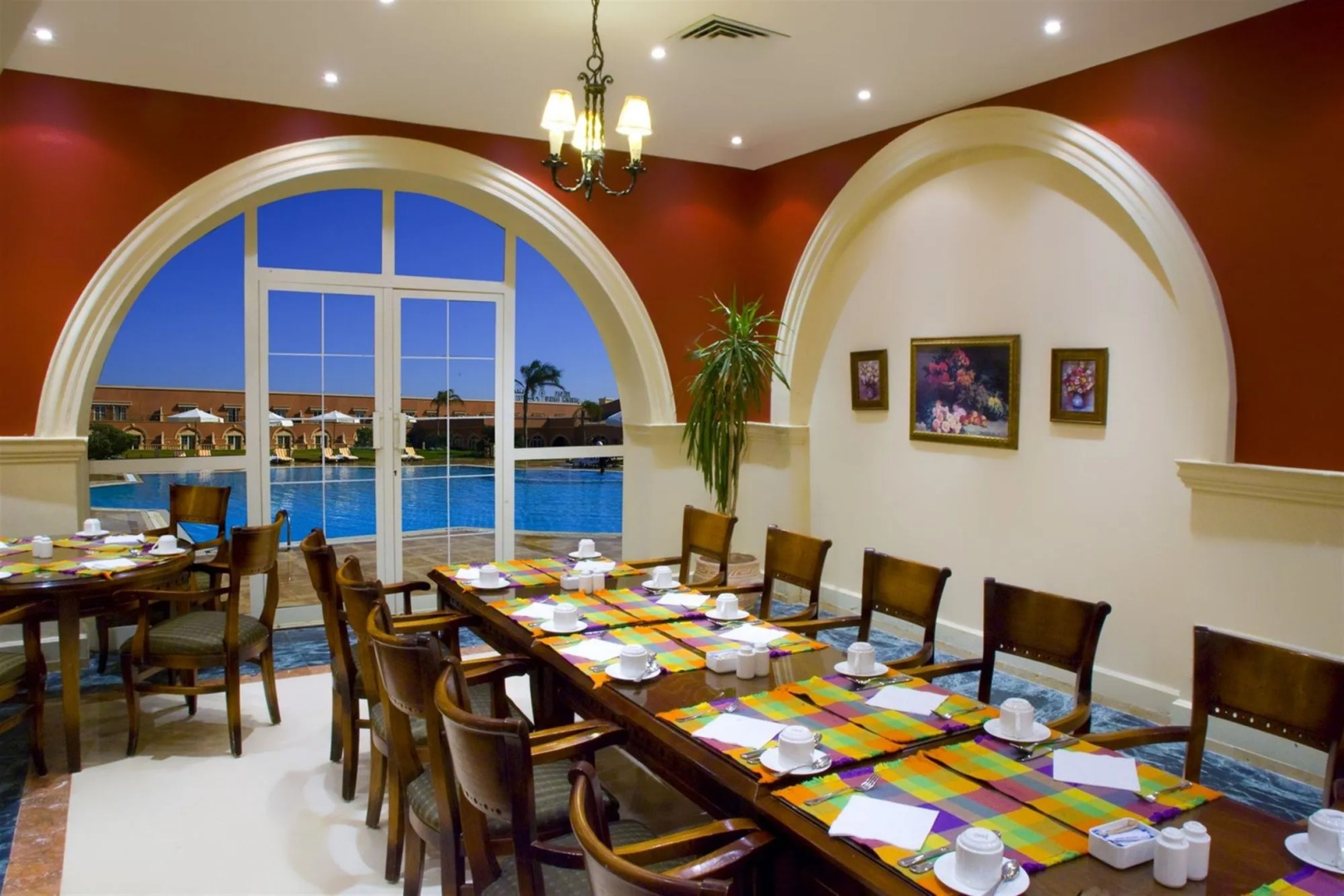 Helnan Auberge Hotel