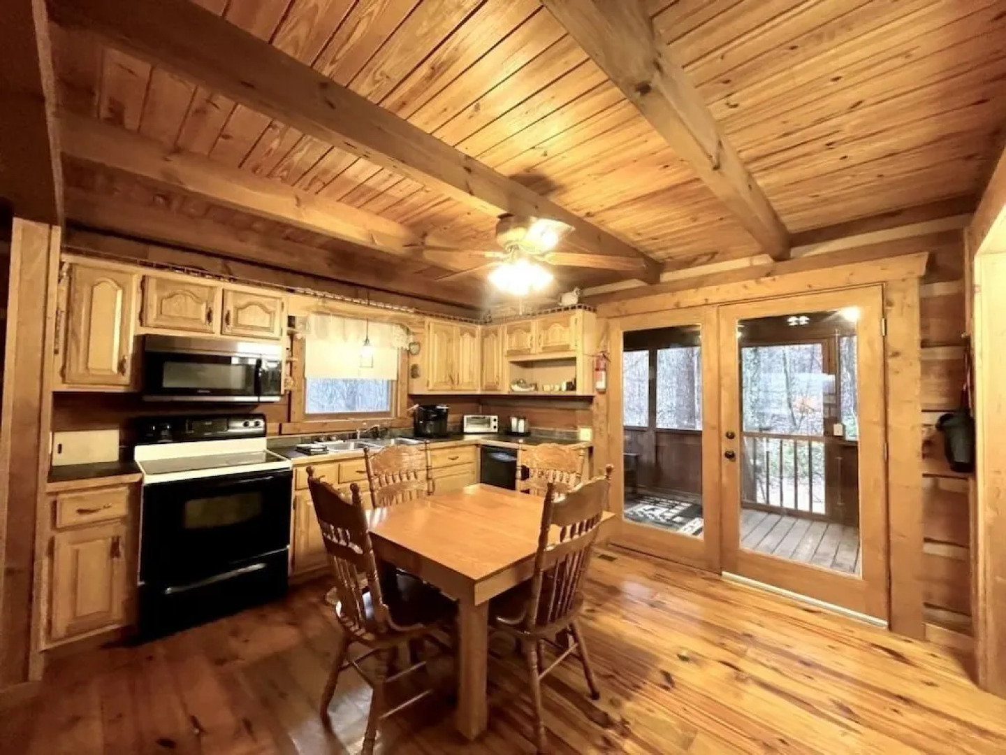 Leave the stress behind!- private hot tub, pet and motorcycle friendly, let peace and nature surround you! 2 Bedroom Home by RedAwning