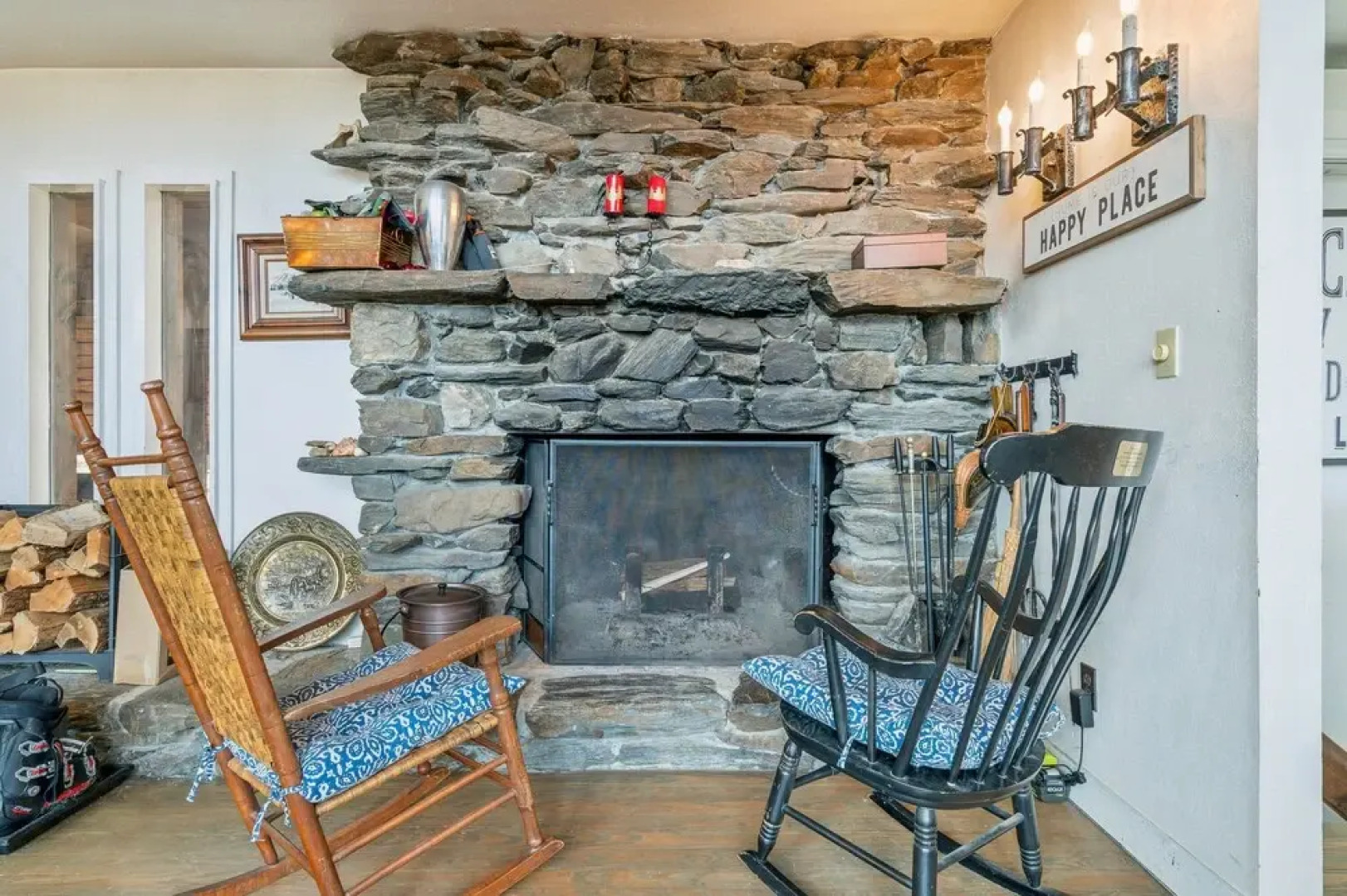 Serene Architect-designed Vermont Chalet 4 Bedroom Home