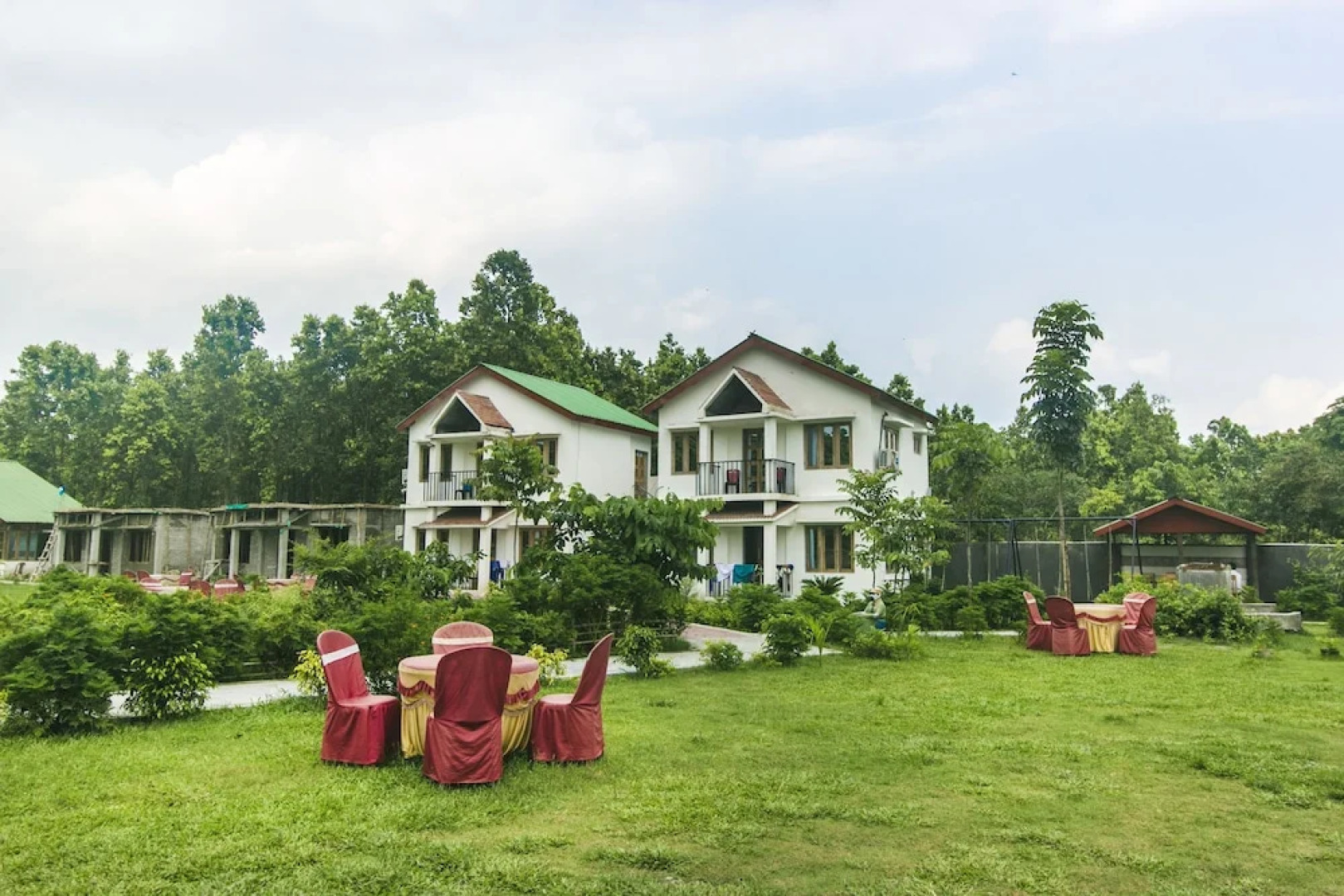 OYO 13754 Brindawan Hotel and Resorts