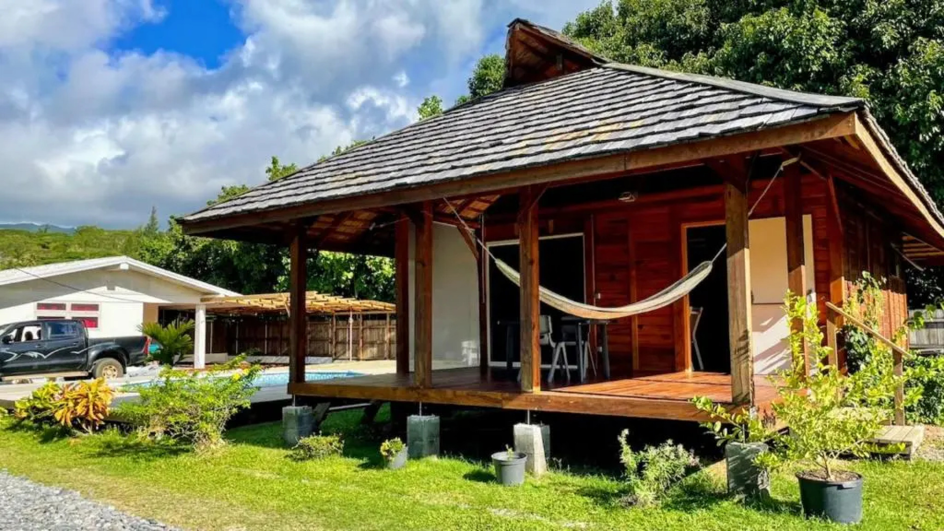 Raiatea - Nautilus Bungalow Pool