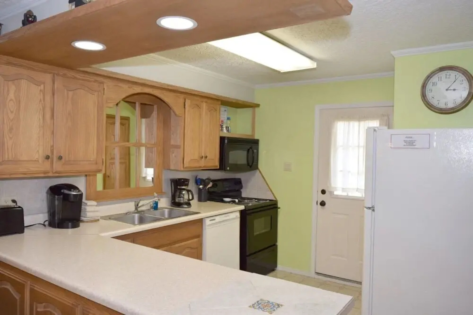 Claim_jumper_townhouse_19