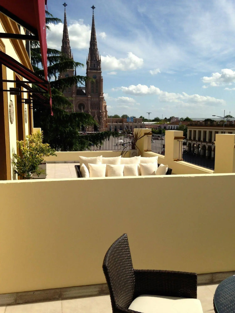 Real Hotel Lujan