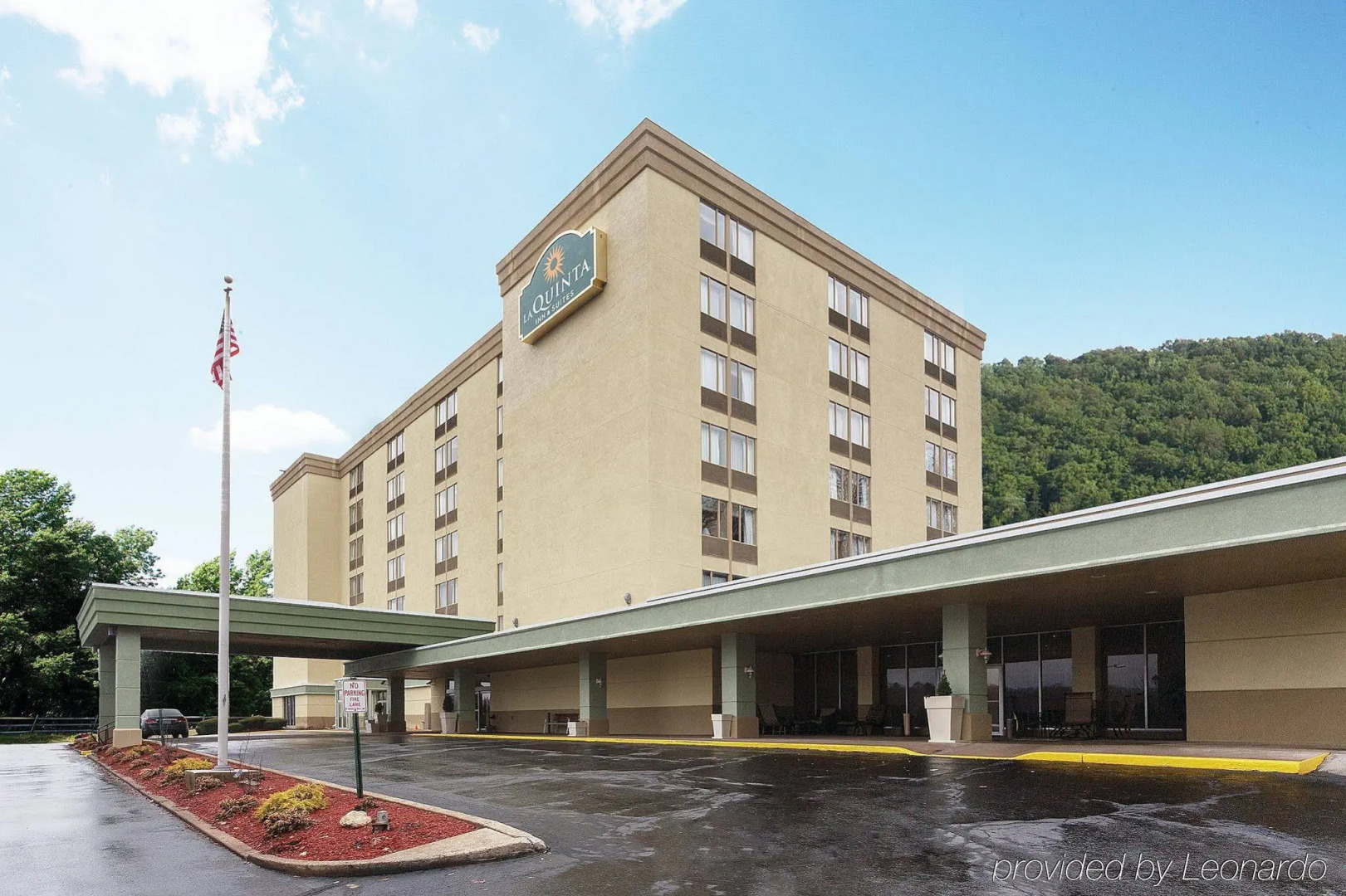 La Quinta Inn & Suites Pittsburgh North - Mcknight