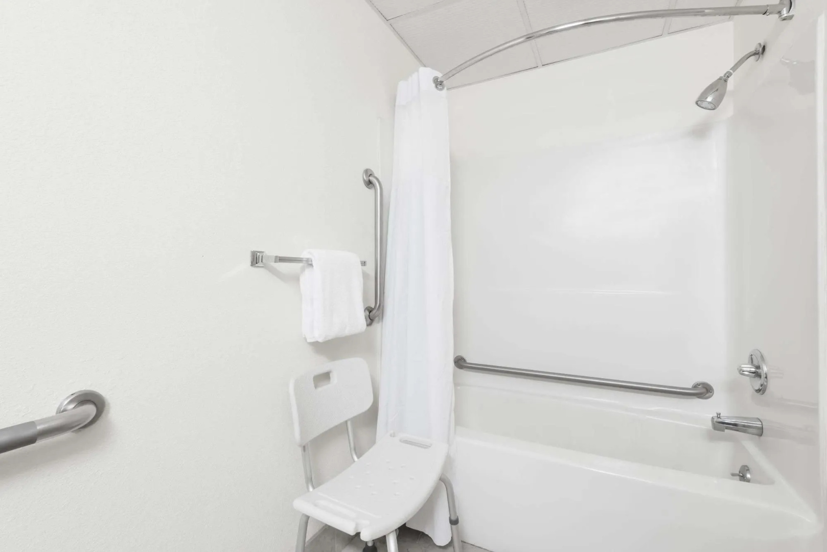 Ramada Groton