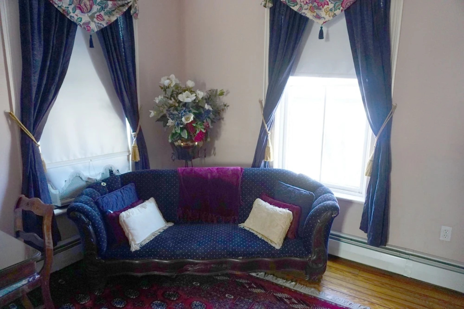 The Carriage House Inn