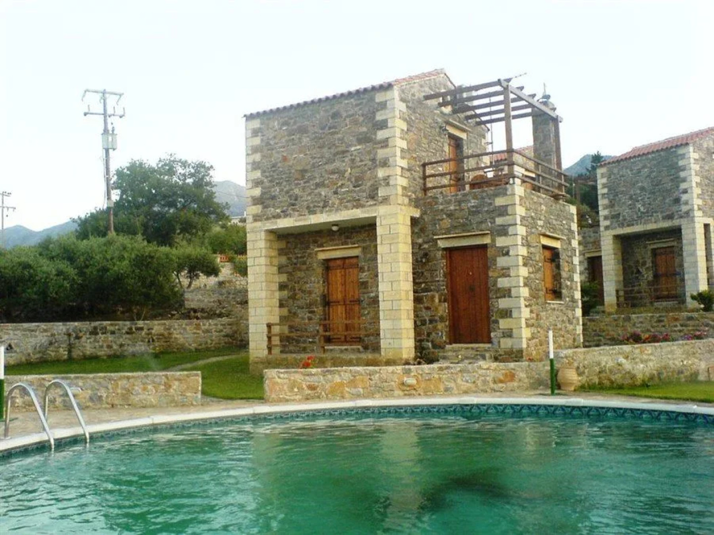 Stratos Villas
