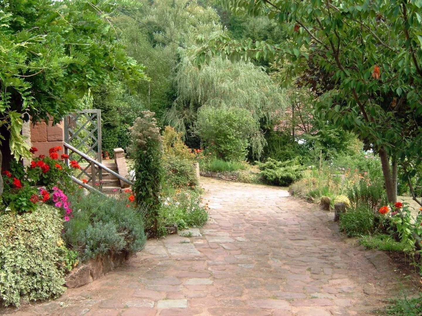 Beautiful Cottage in Wimmenau With Garden