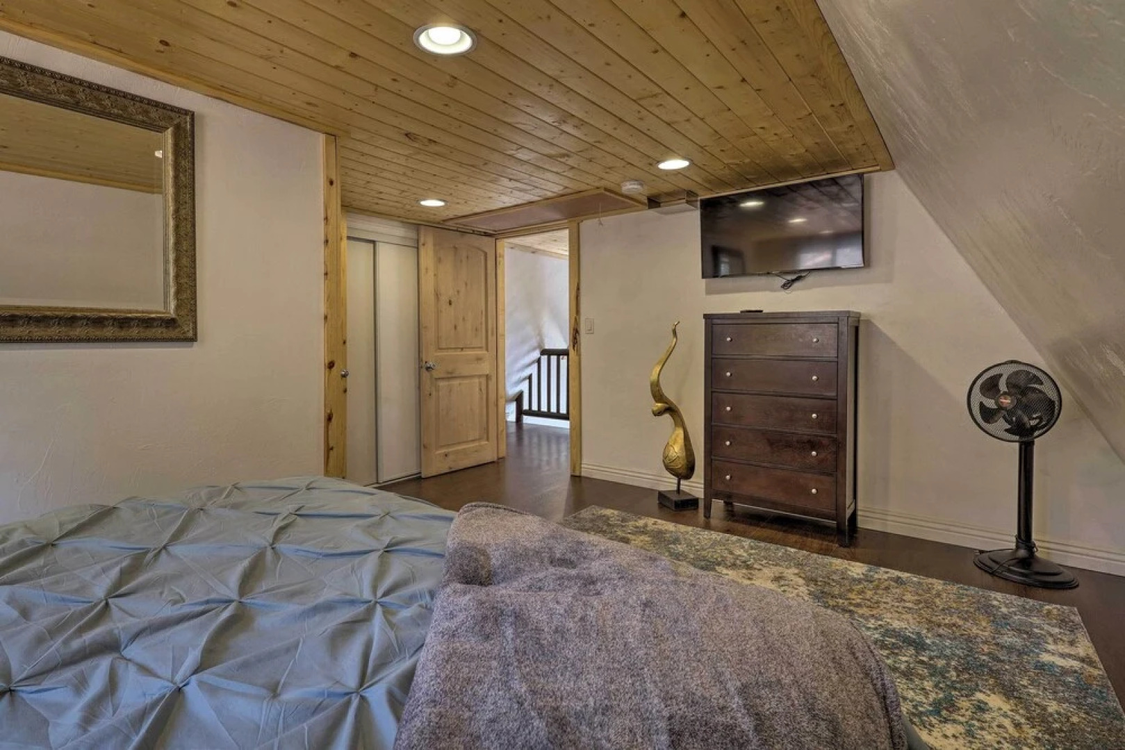 Cozy Duck Creek Cabin ~ 12 Mi to Nat'l Forest