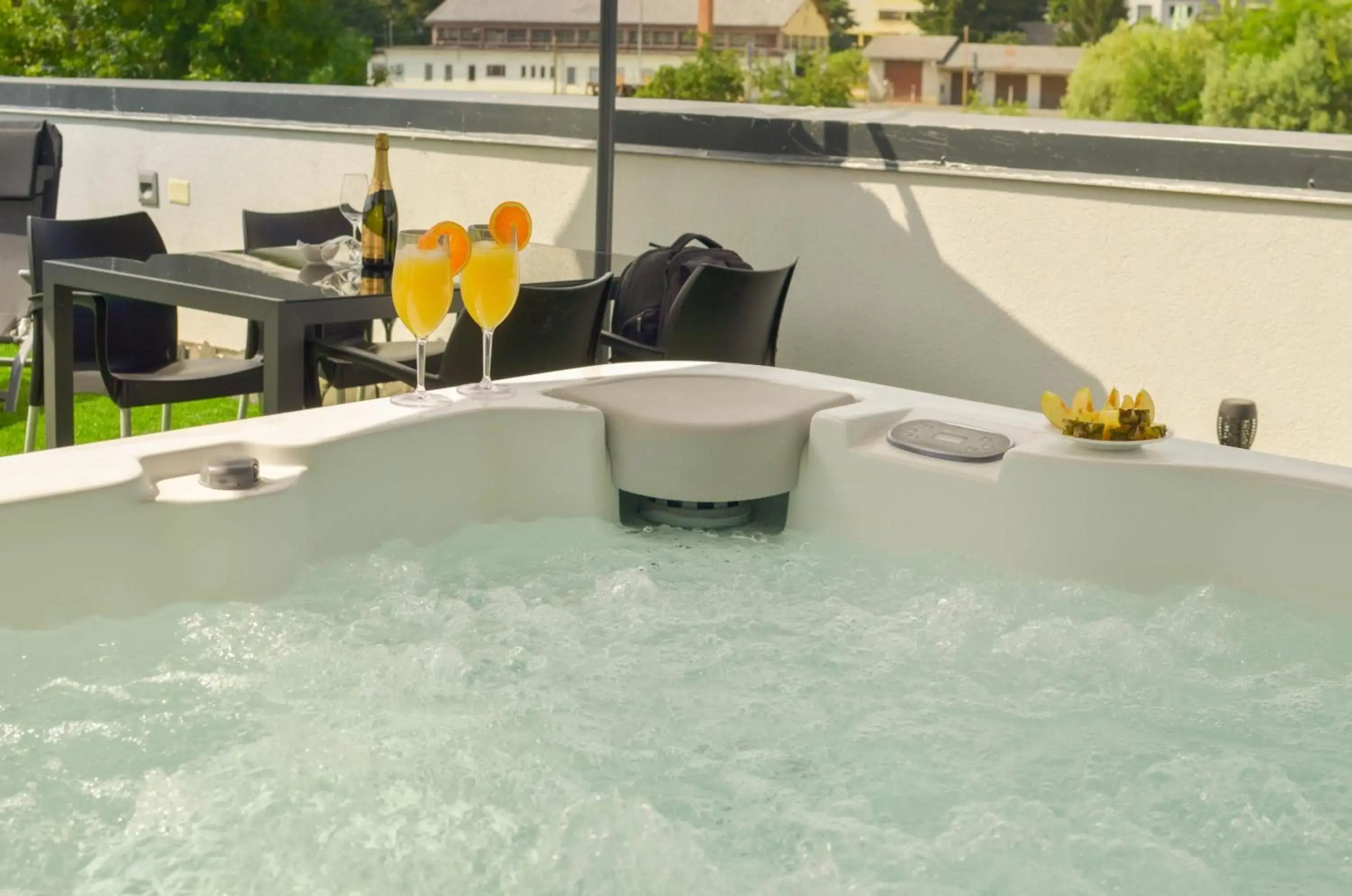 Roof Apartment ART-PE