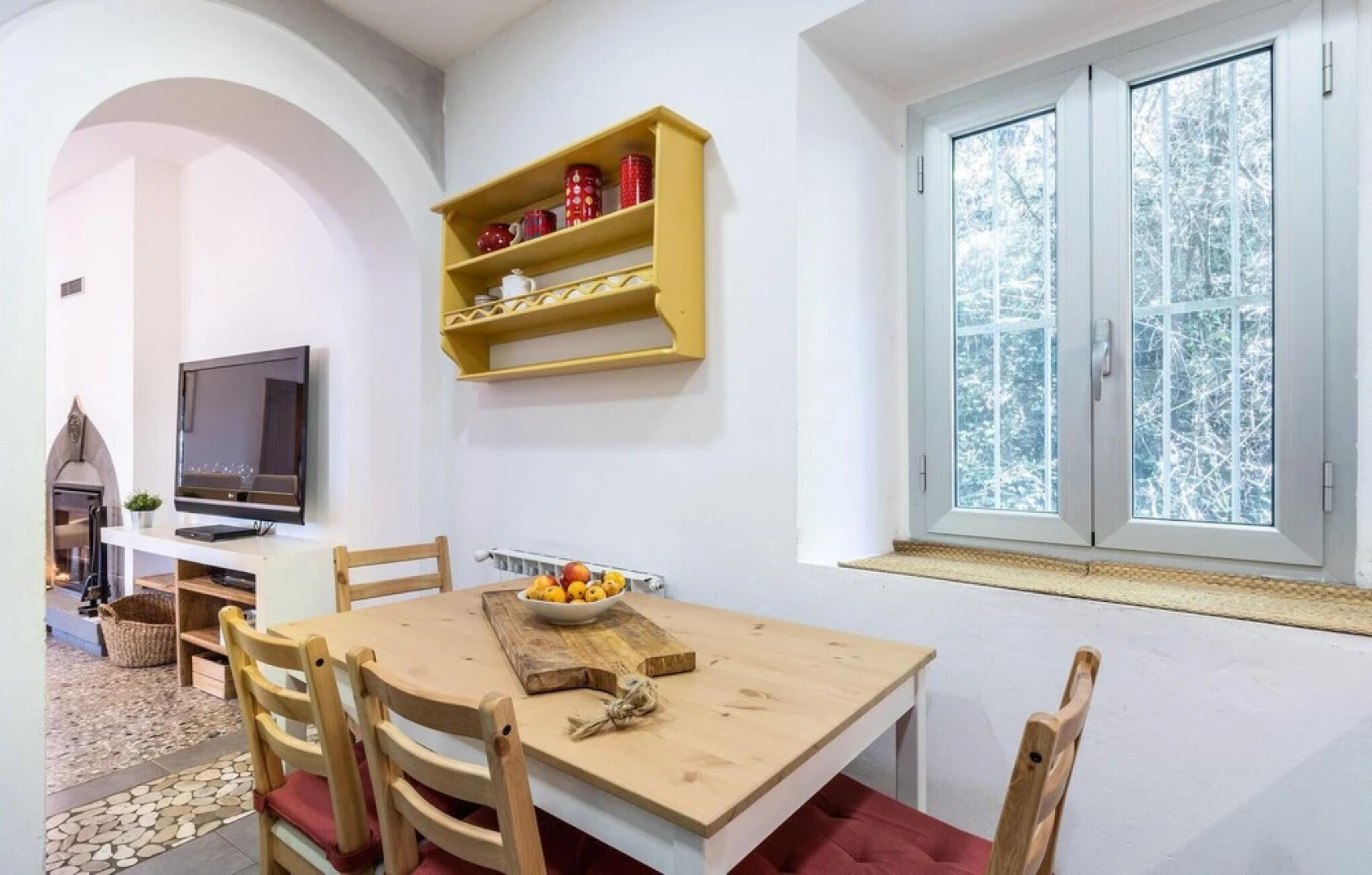 Beautiful Home in Marliana With Wifi and 3 Bedrooms