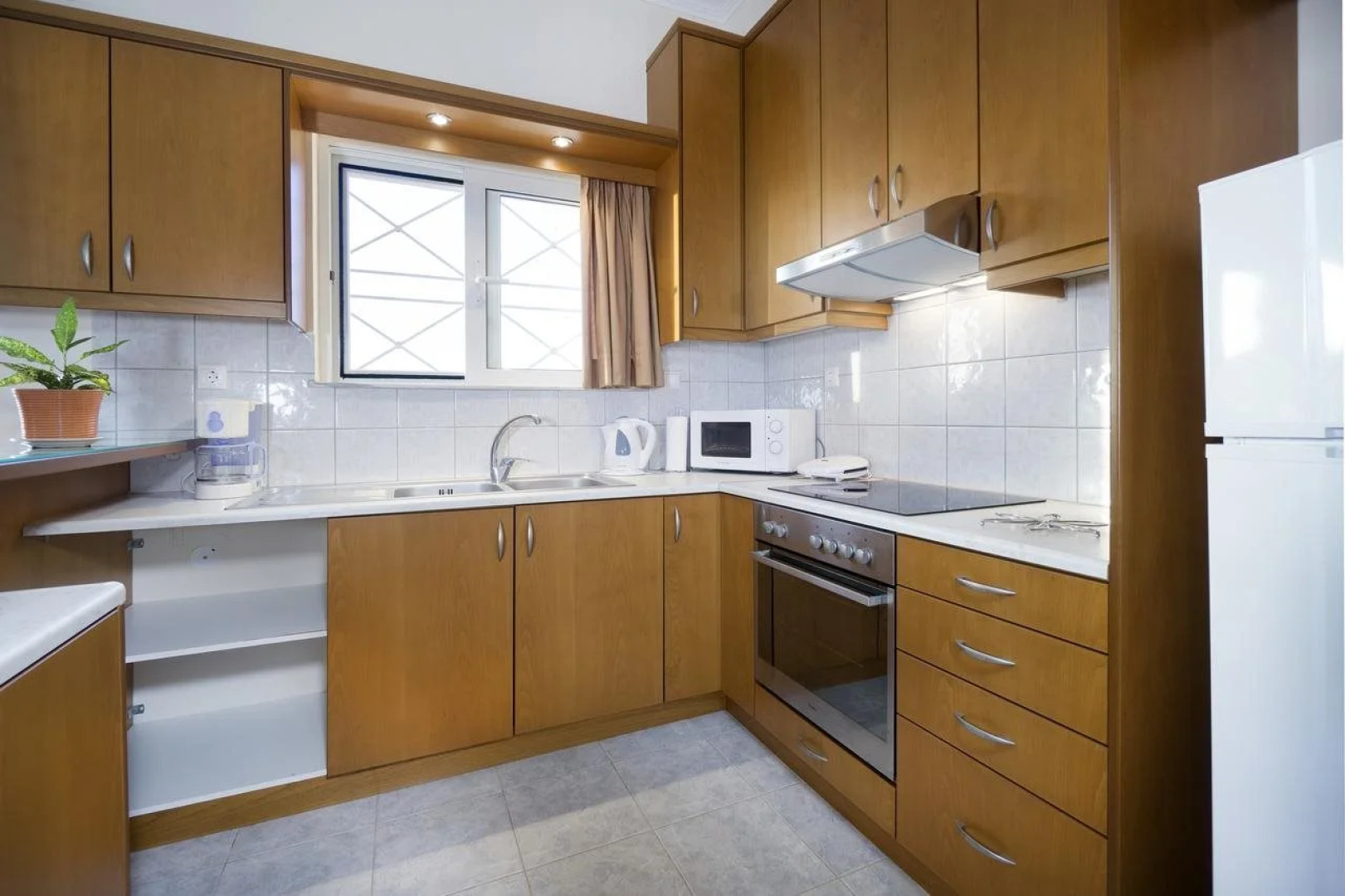 Skamagkas M. Apartments