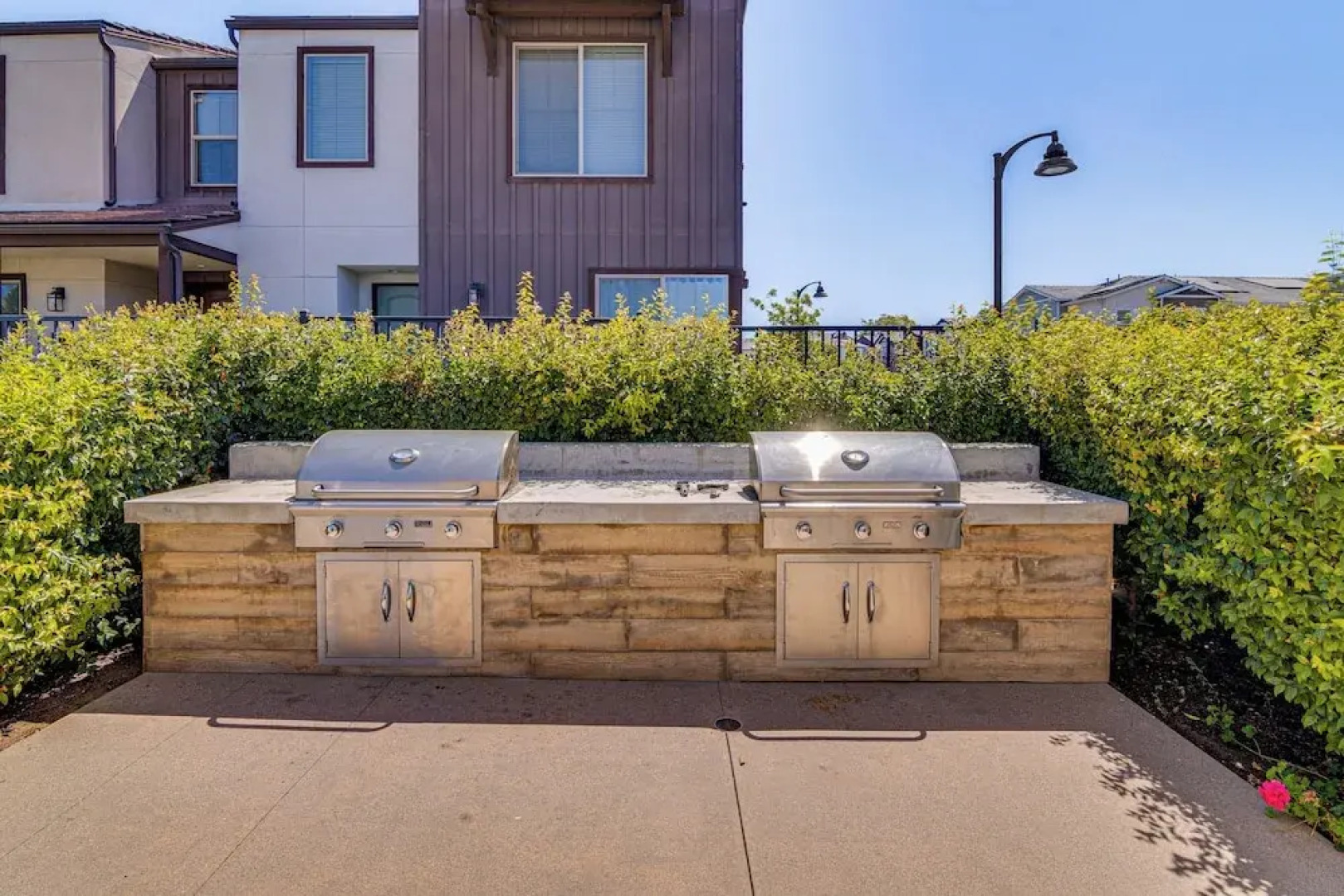 Quiet Simi Valley Home w/ Patio & Pool Access!