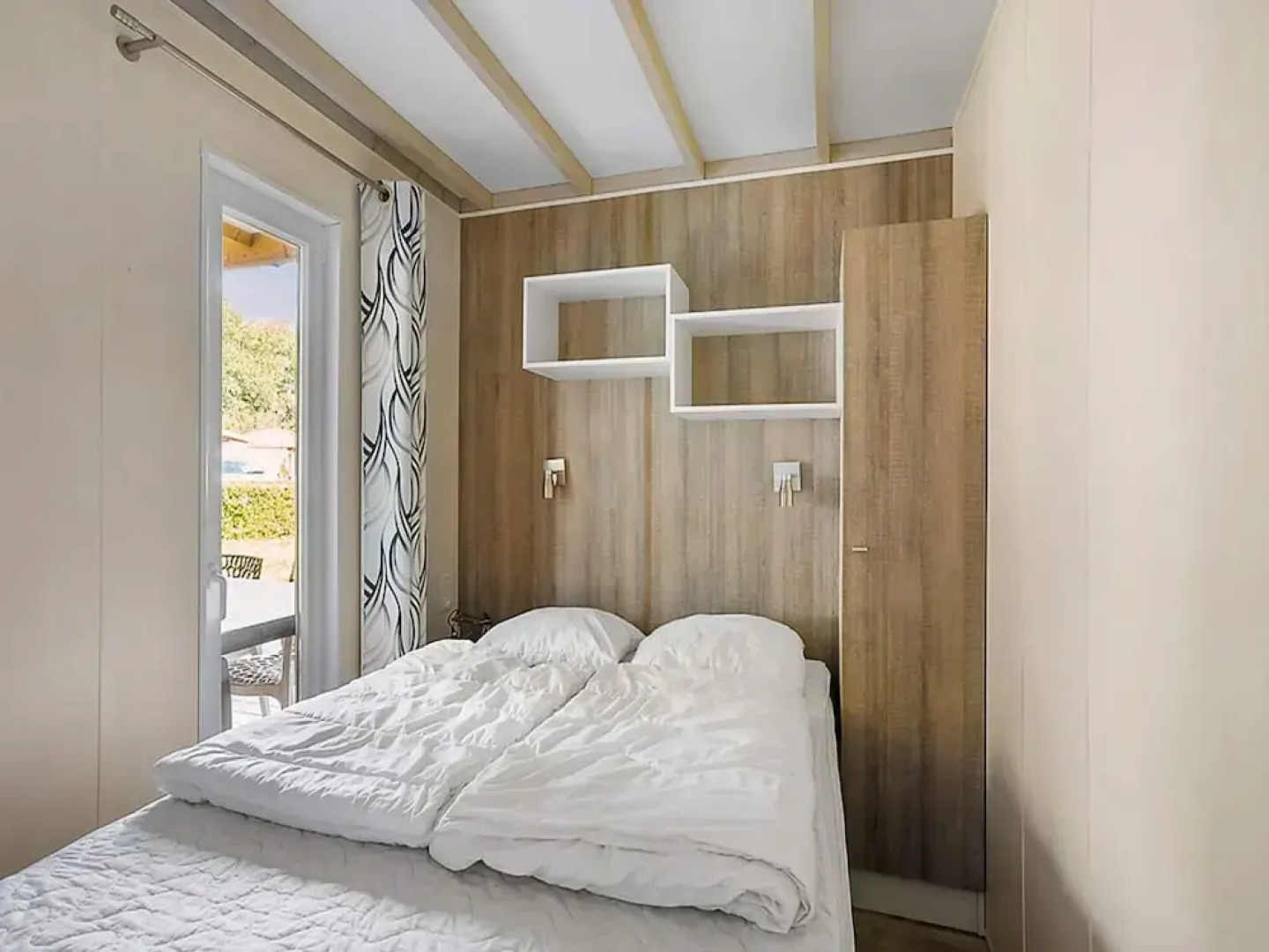 6 Person Holiday Park Home in Hesselager