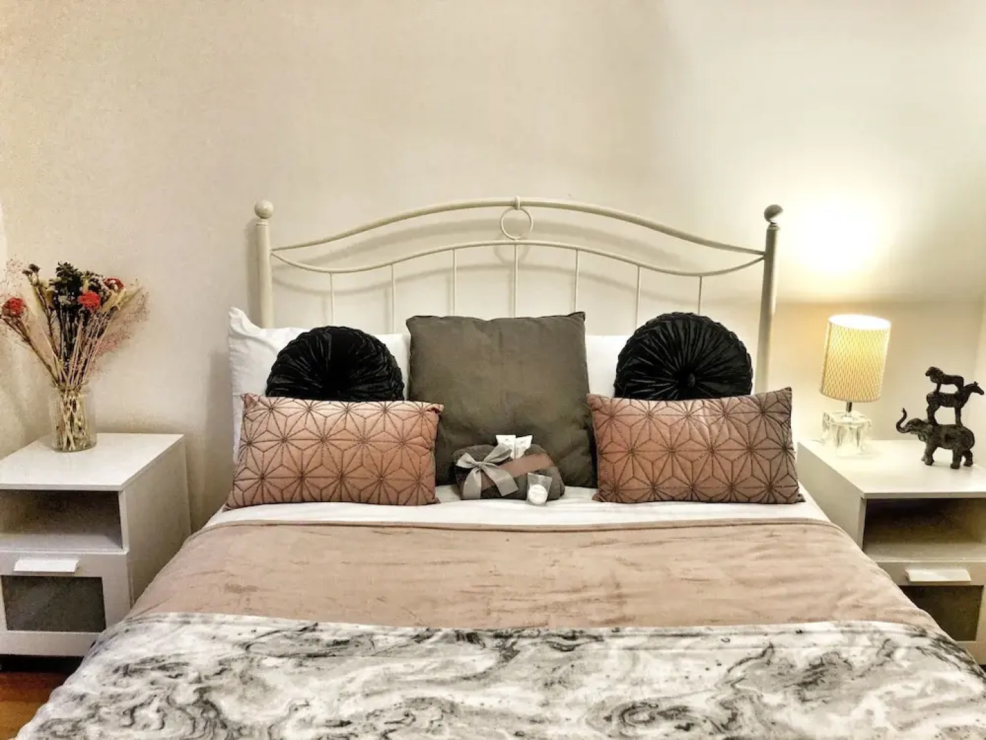 Elegant Apartment in The Wharf