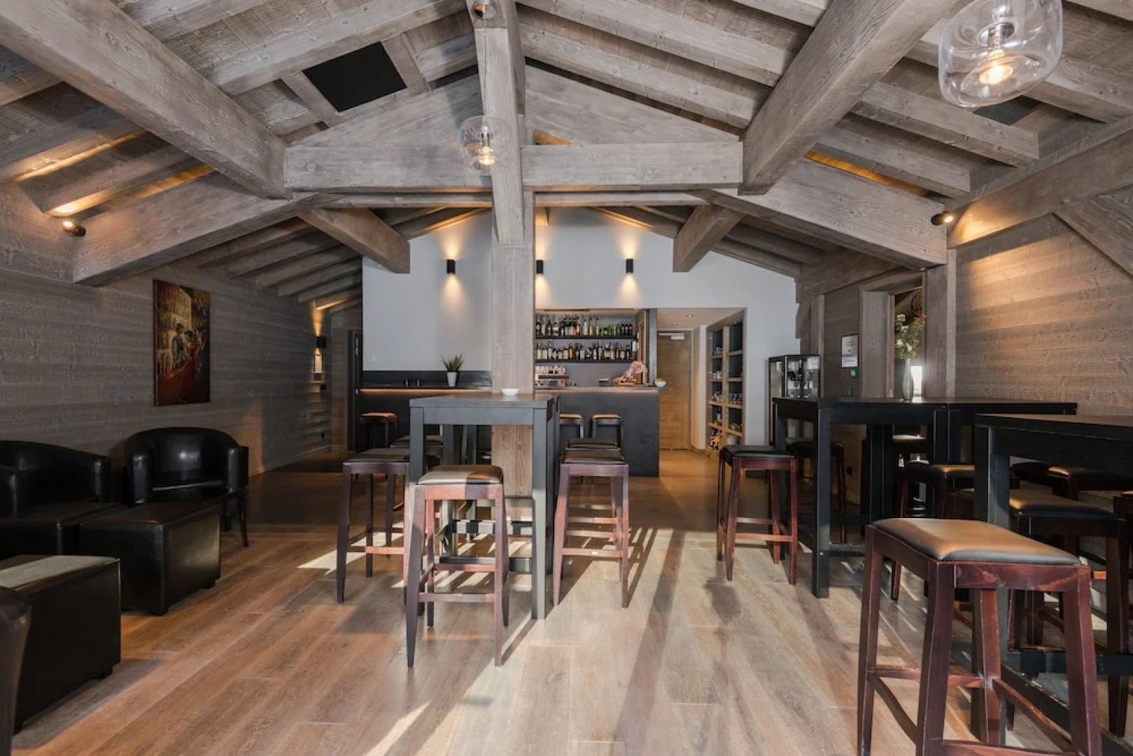 Victoria Lodge, Friendly Hotel