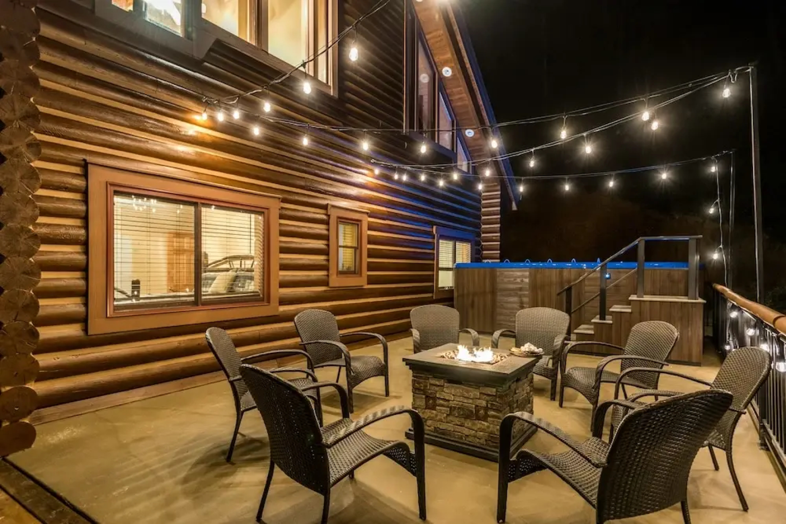 Tanglewood Mountain Lodge 8 Bedroom Residence by RedAwning