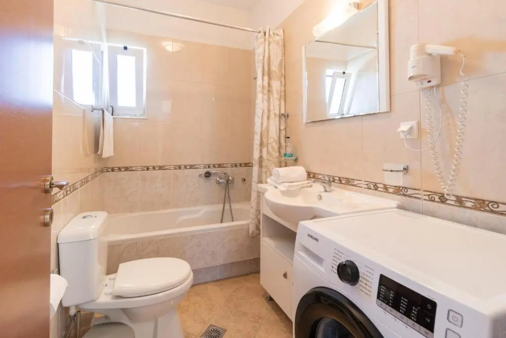 Luxury 3 Bed Villa Bougainvillea, Nr Almyrida - 2 Private Pools + Sleeps 8