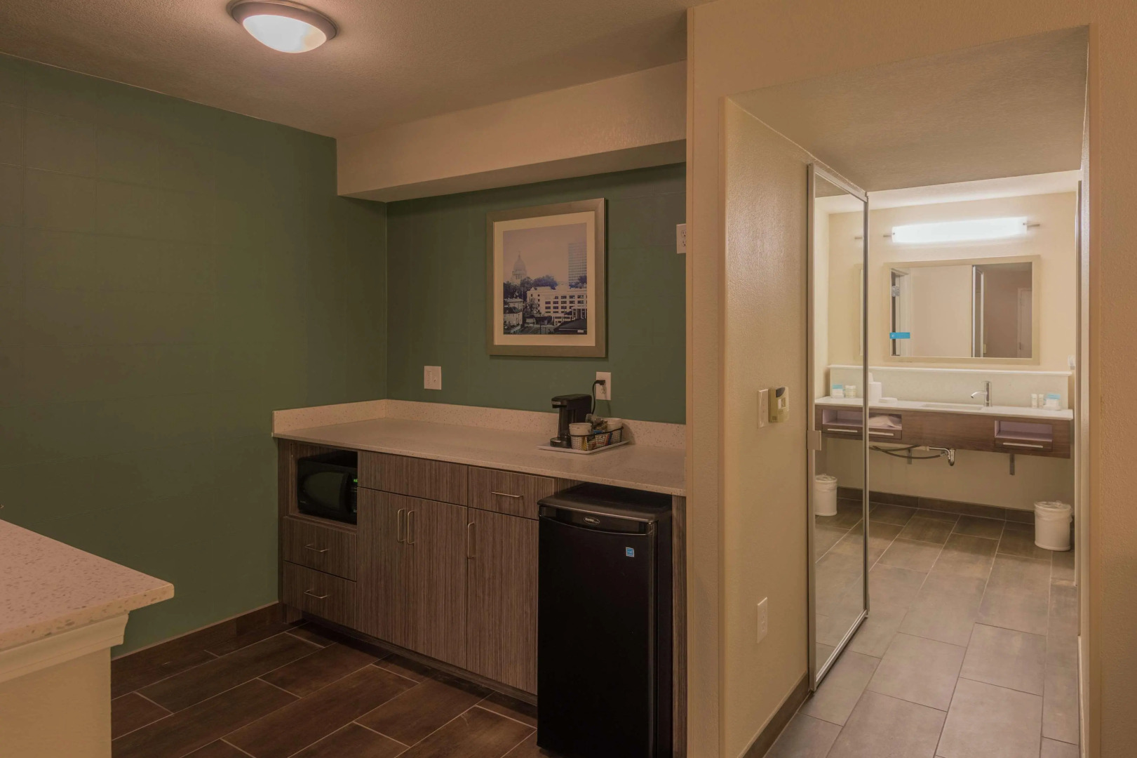 Hampton Inn & Suites Jackson-Coliseum