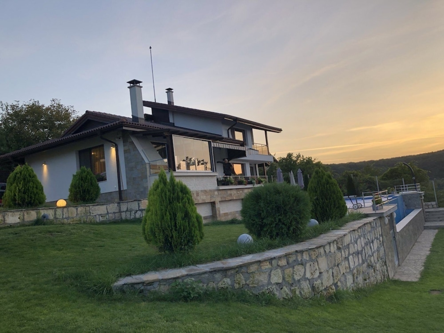 Luxurious Sunset Villa with Pool