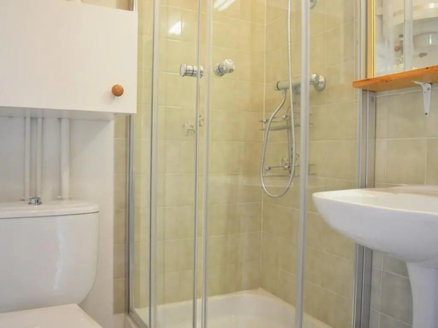 Appartement Bormes-les-Mimosas, 1 pièce, 4 personnes - FR-1-251-77