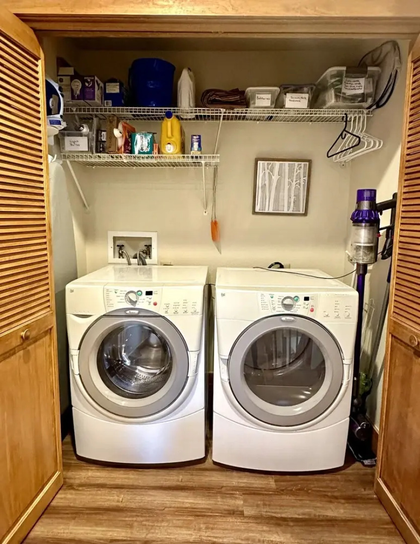 2348 Red Hawk Townhomes 3 Bedroom Condo by RedAwning