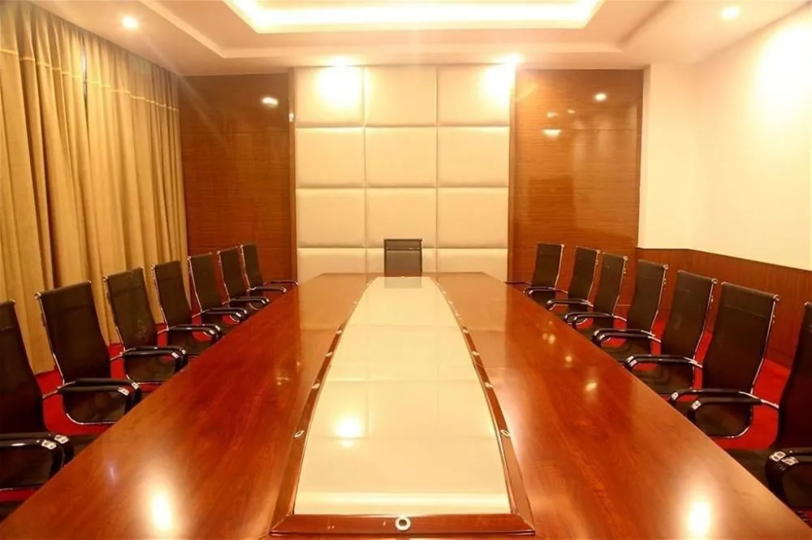 Jinggang Jiangshan Grand Hotel