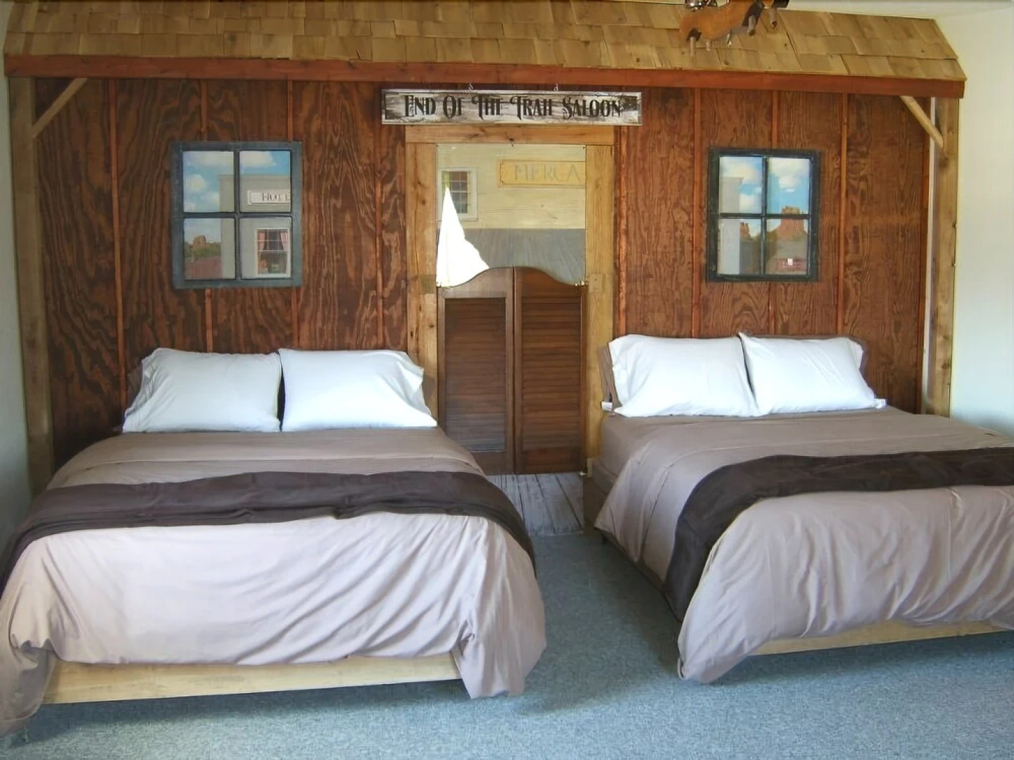 Country Cabins Motel