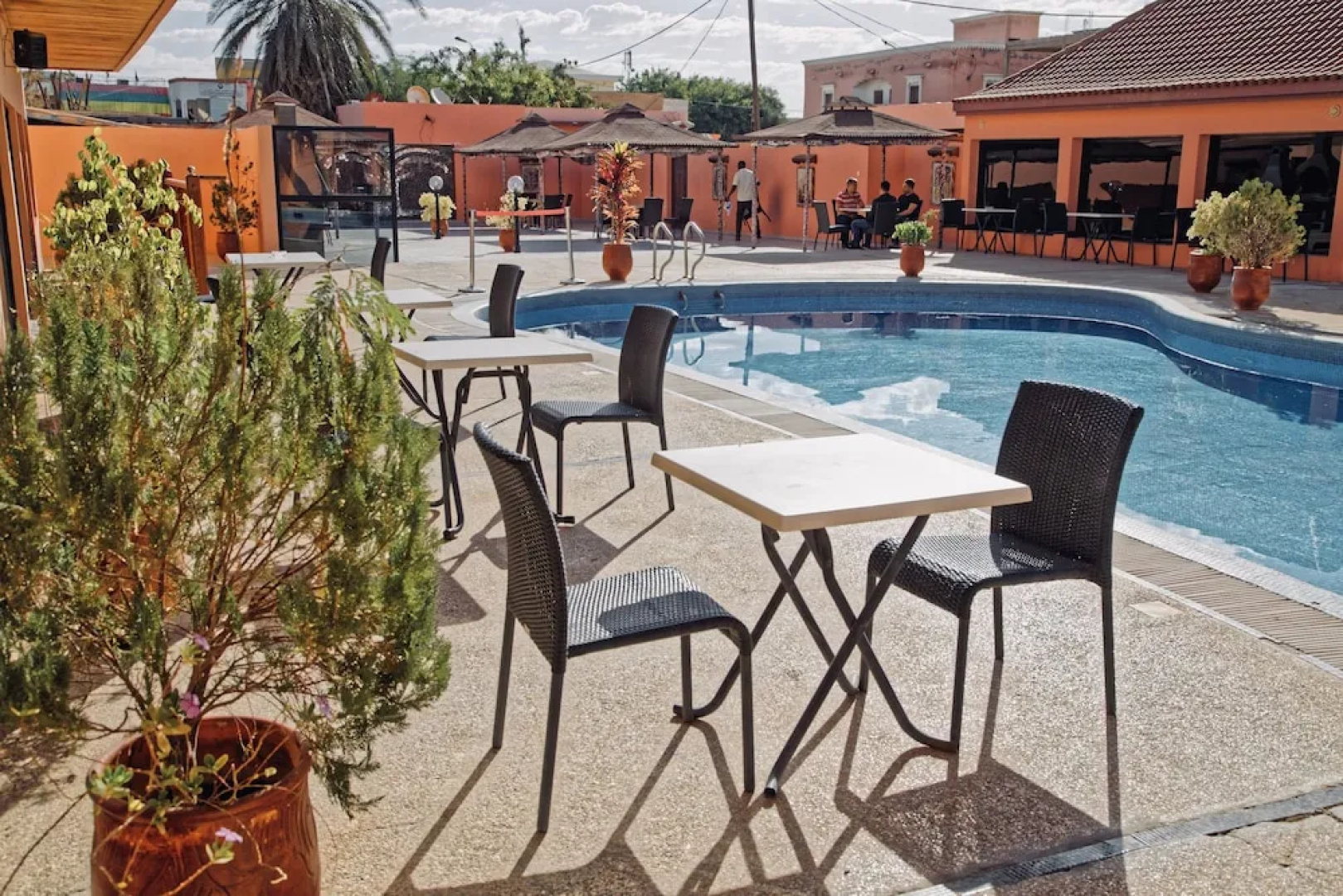 Hotel Iman