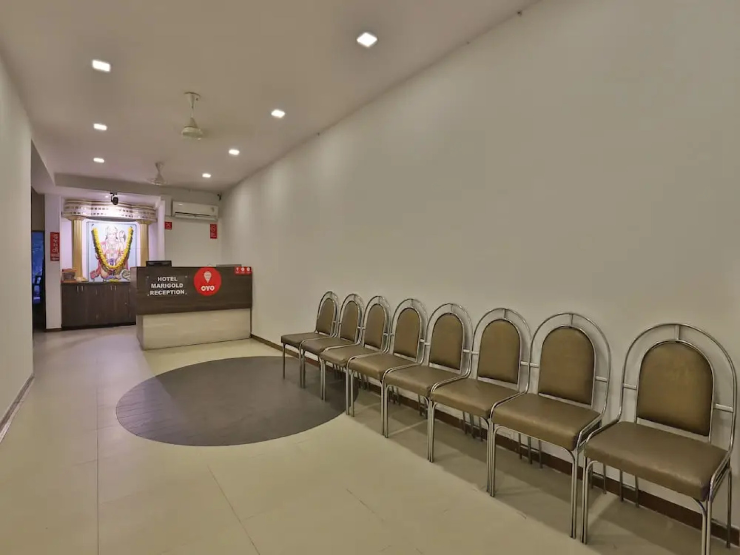 OYO 8406 Hotel Marigold