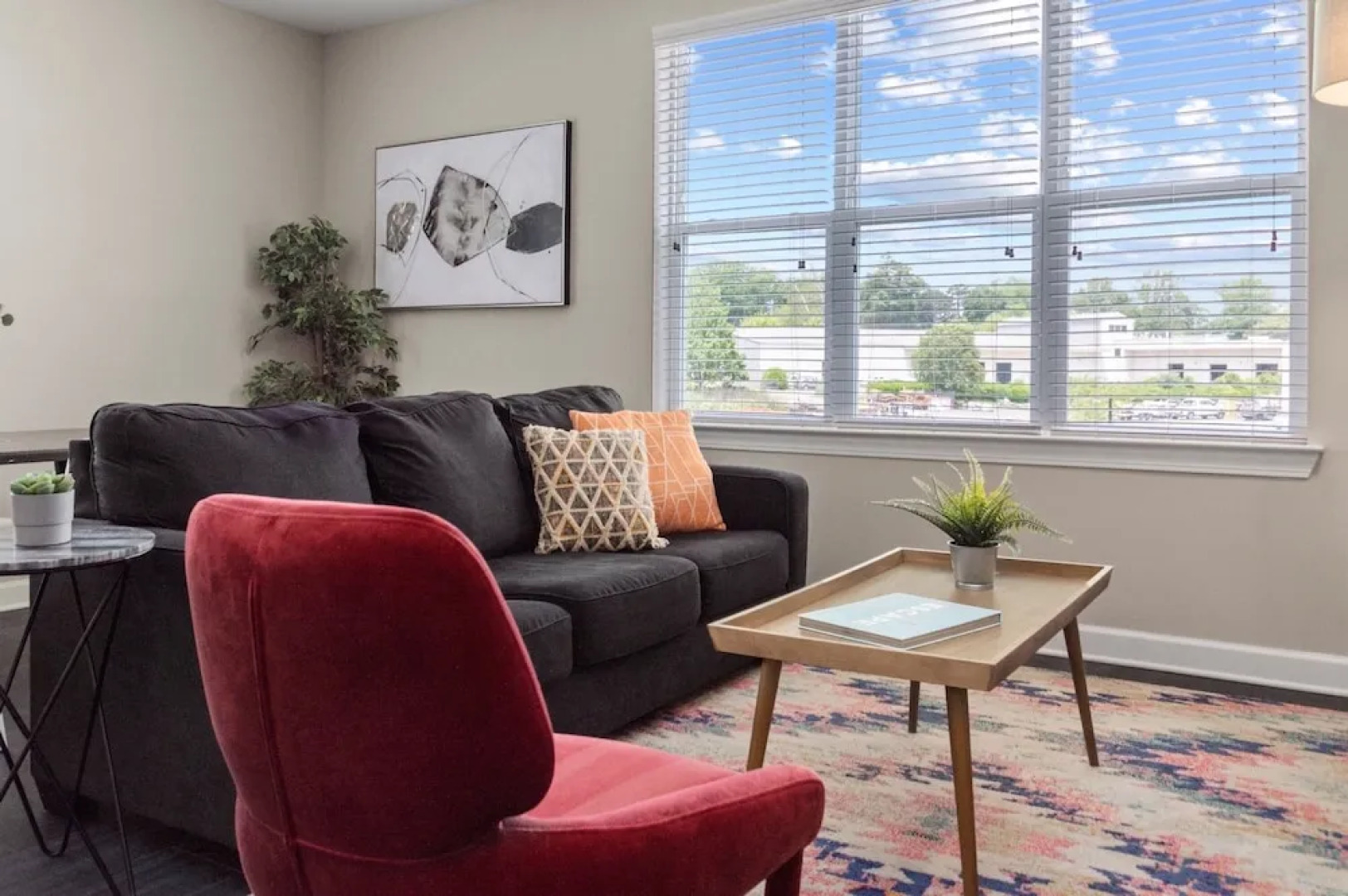 Kasa FreeMoreWest Charlotte