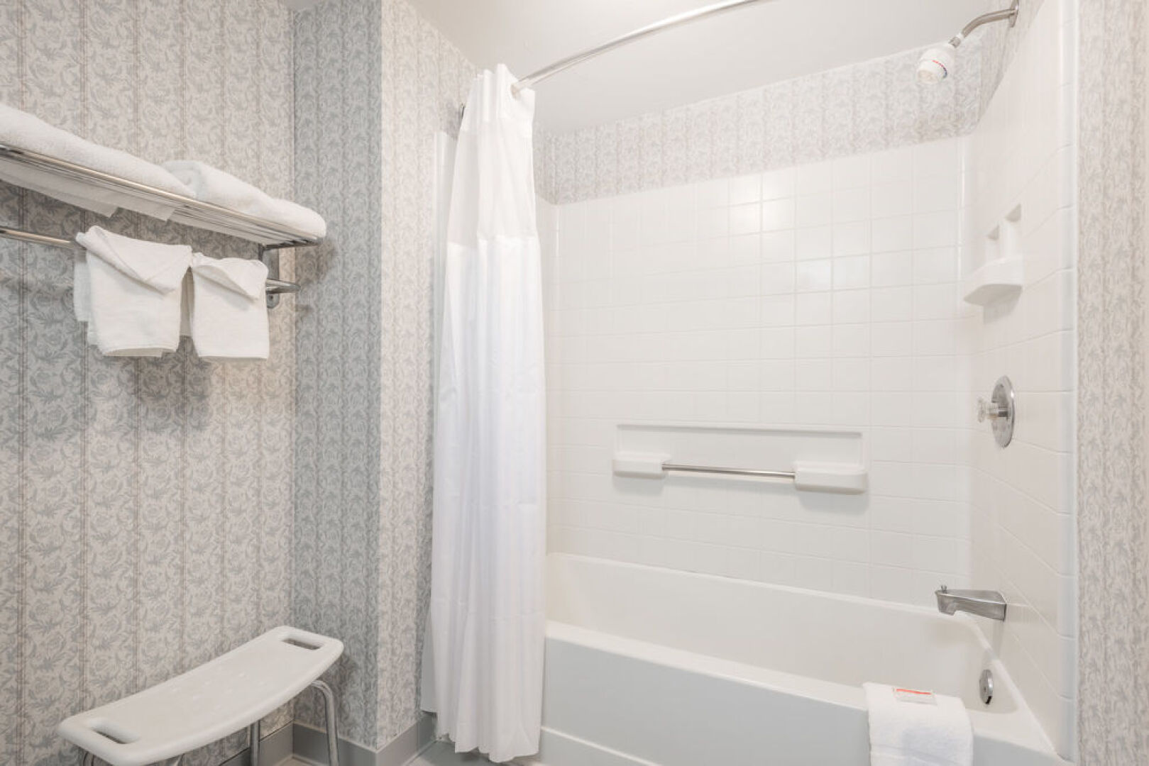 Days Inn Niantic Near Casinos