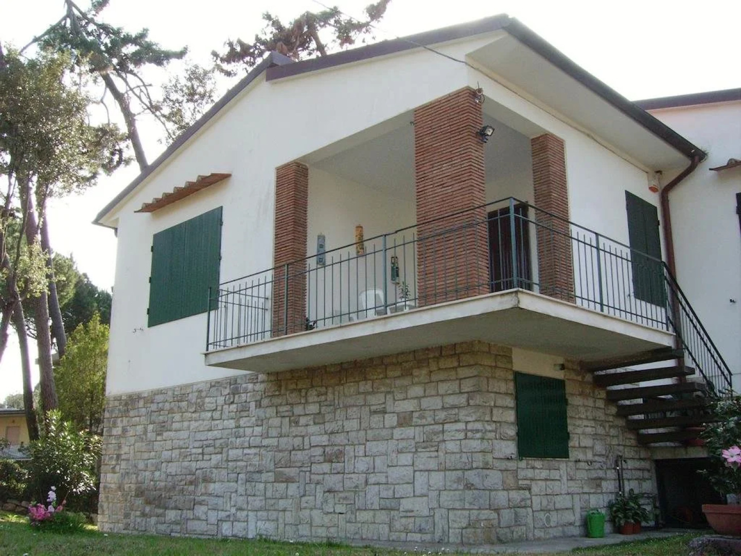 Villa Aurora