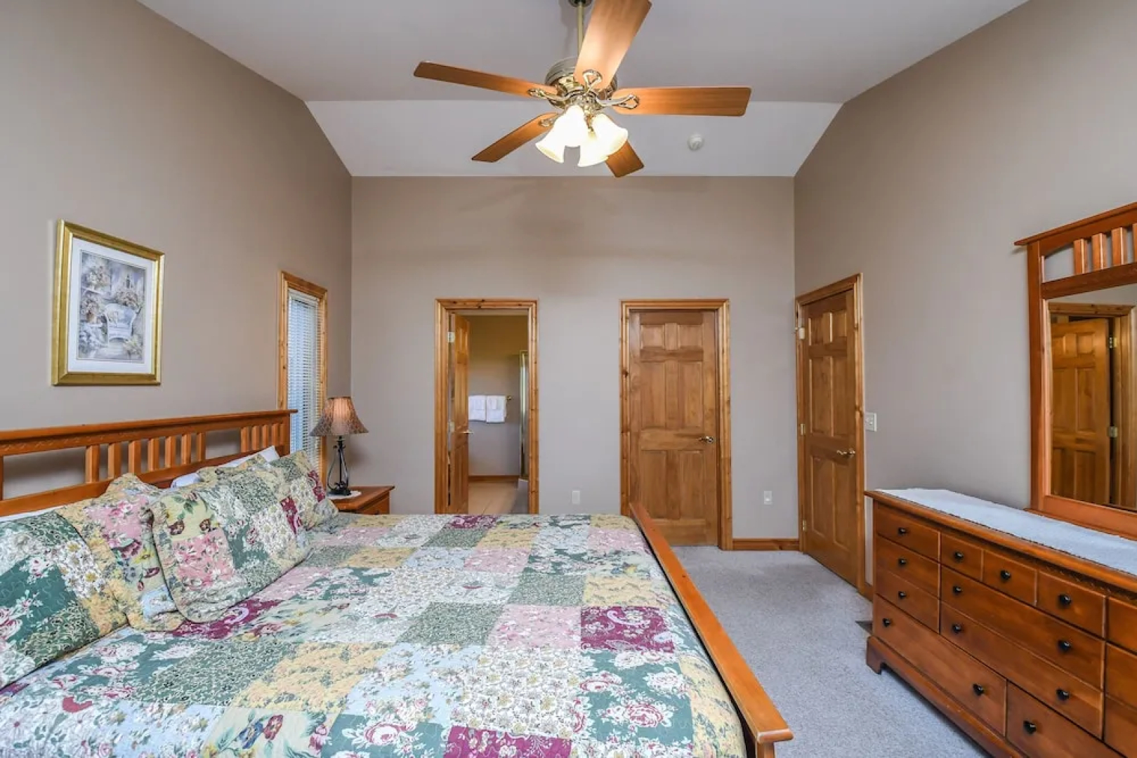 Moonrise Retreat 4 Bedroom House