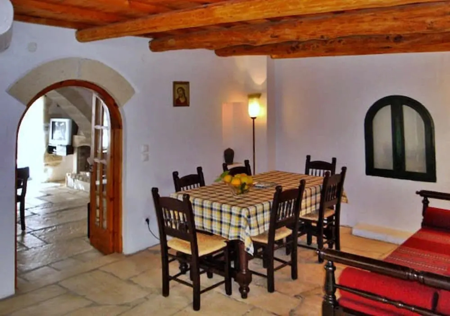 Dream 1 -traditional House With Pool To Share