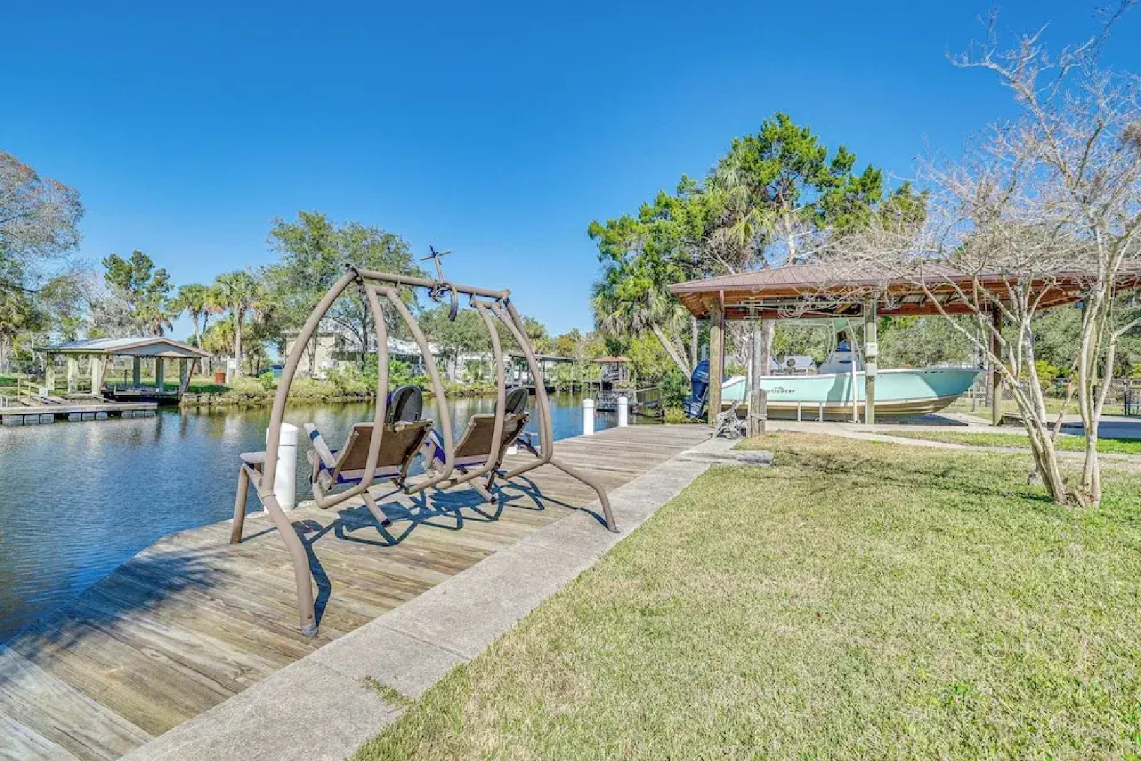 Riverfront Home With Private Dock, Fire Pit!