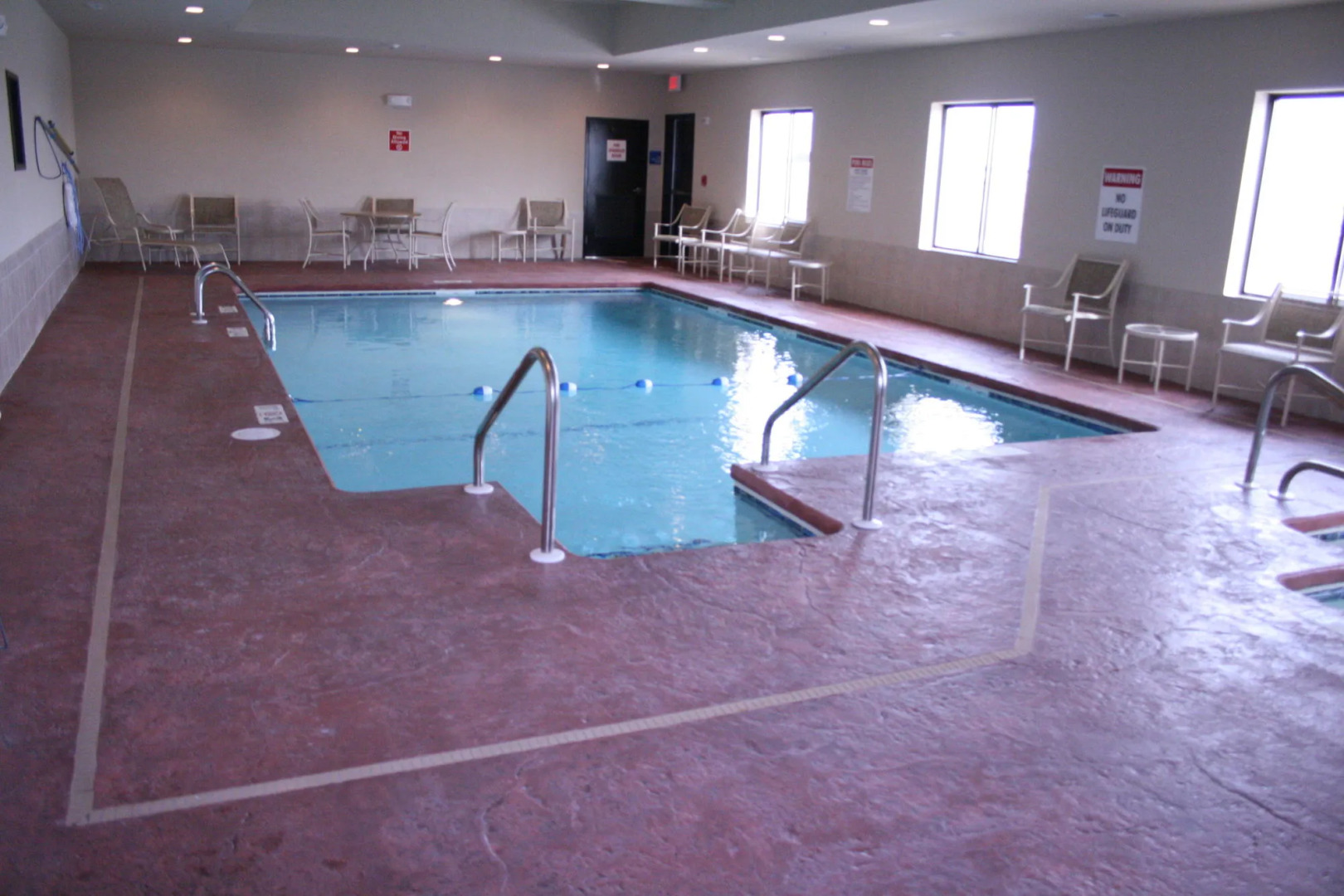 Holiday Inn Express Hotel & Suites Pratt by IHG