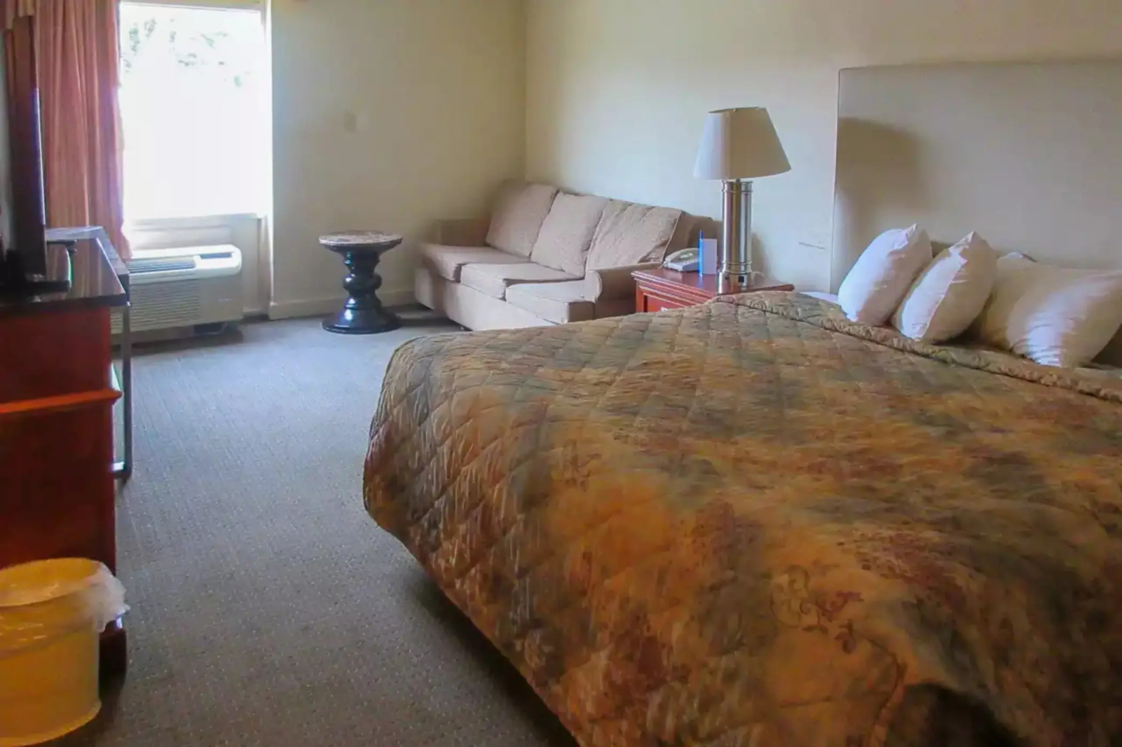 Quality Inn and Suites Apex Holly Springs