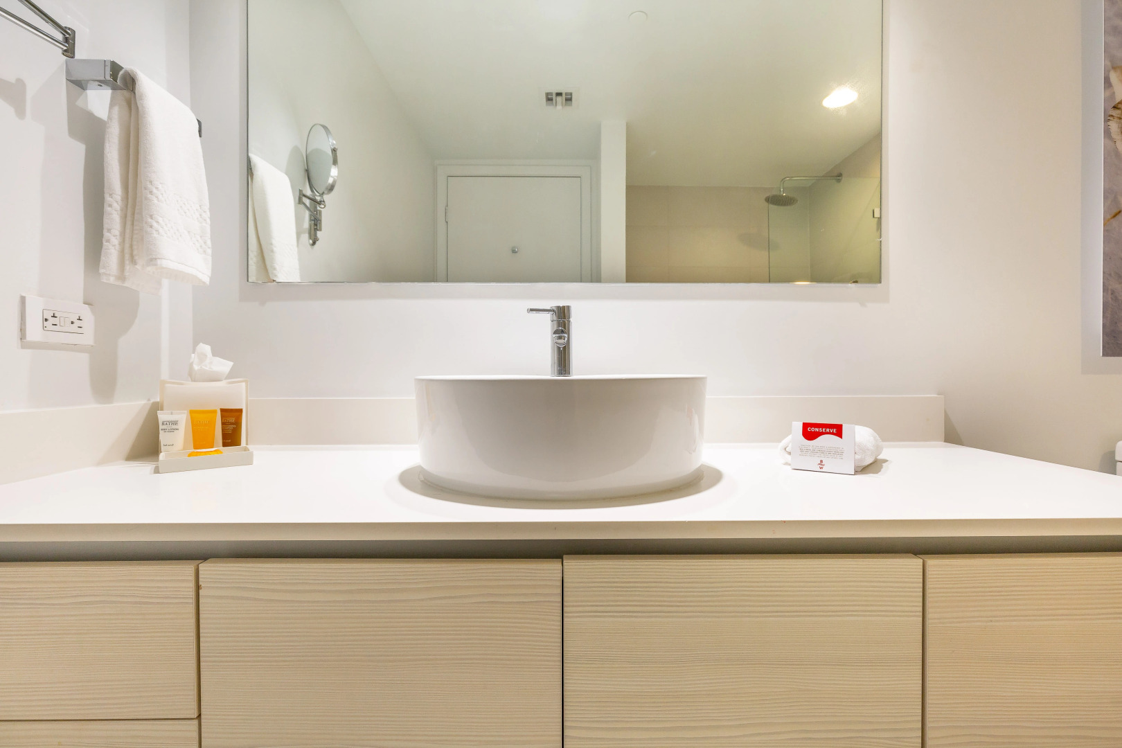 2BR Private Ocean Luxury Condos at Beachwalk Resort