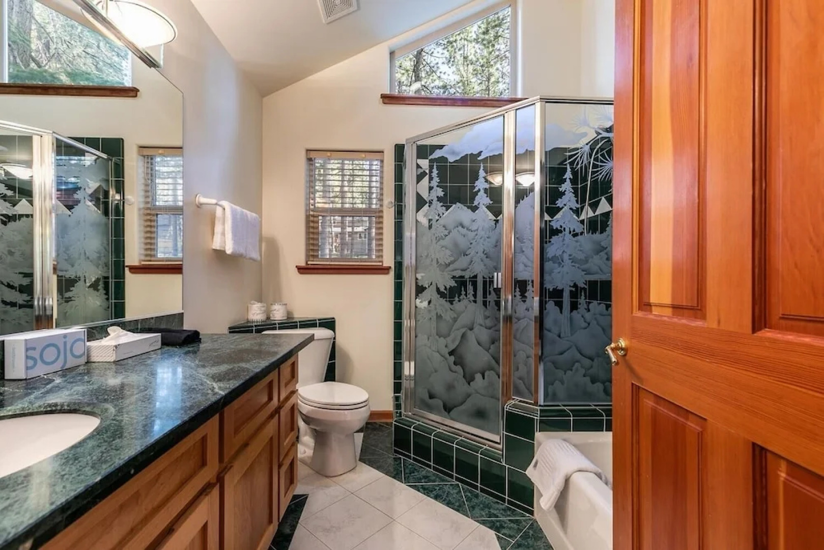 Silver Rock Lodge 5 Bedroom Home