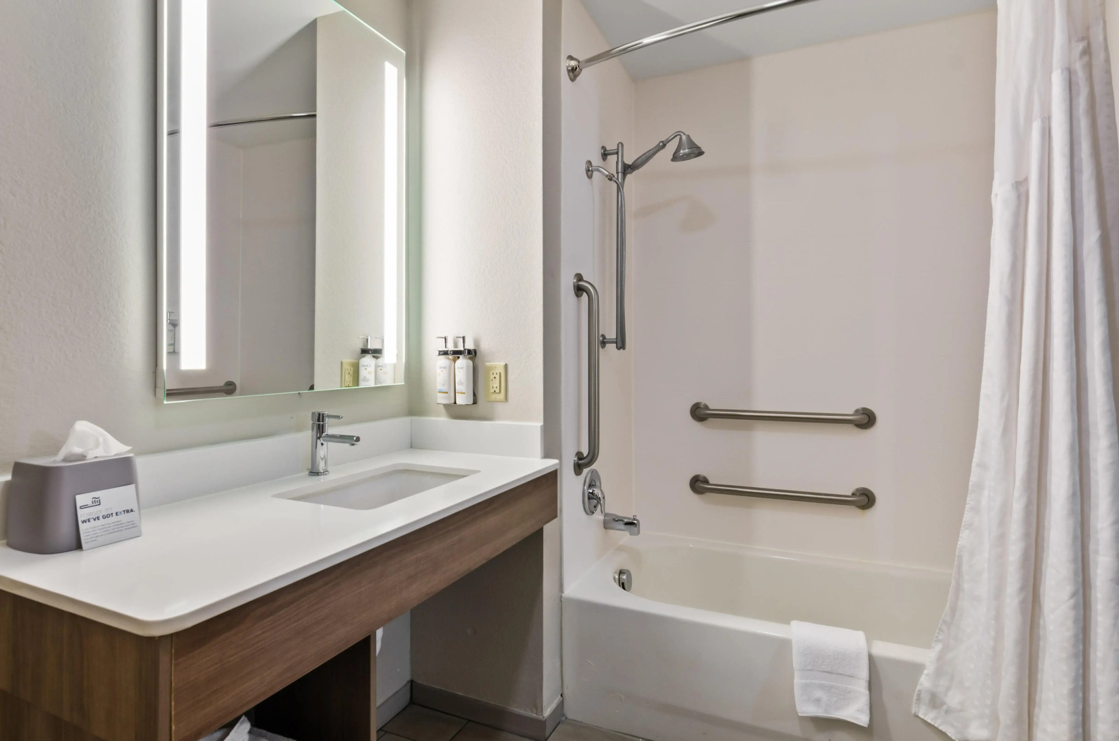 Holiday Inn Express and Suites Wytheville by IHG