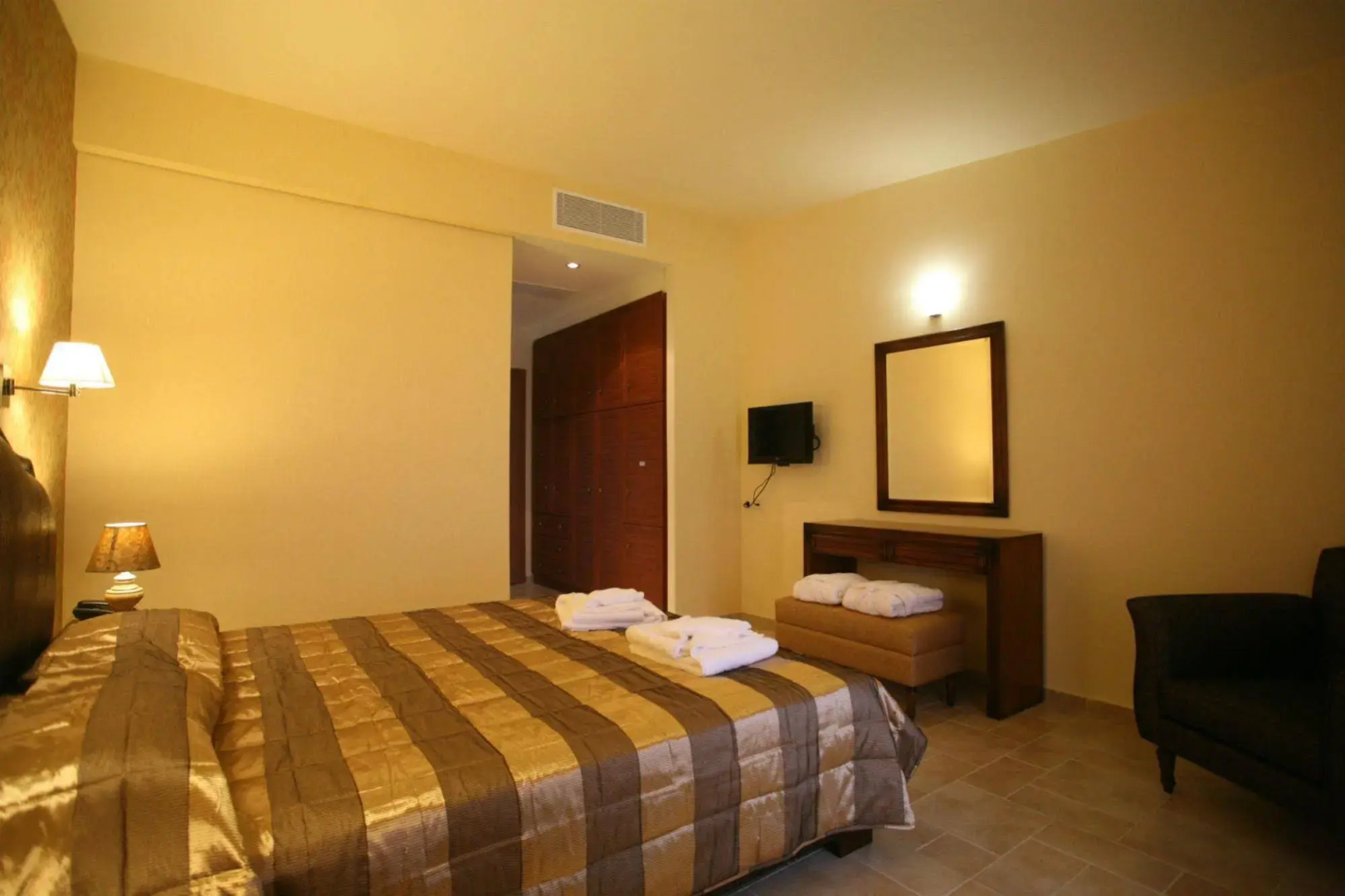 Hotel Tesoro
