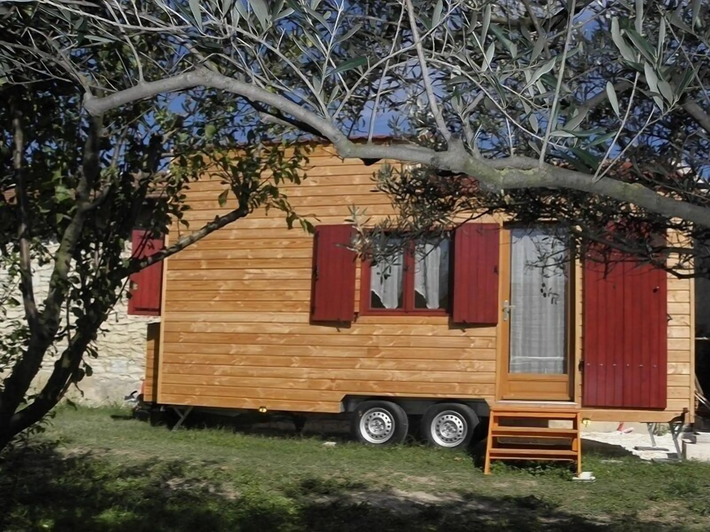 Provence Roulottes Hébergement insolite