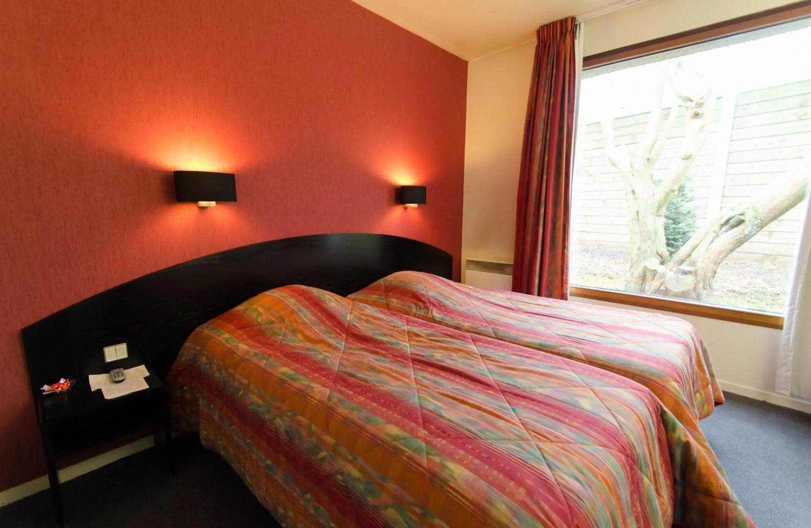 Hôtel AGENA Lille Aéroport Lesquin