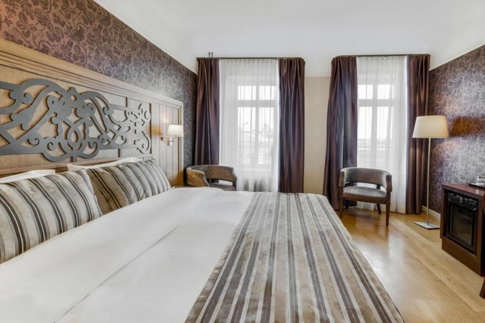 Отель Eurostars Metropole