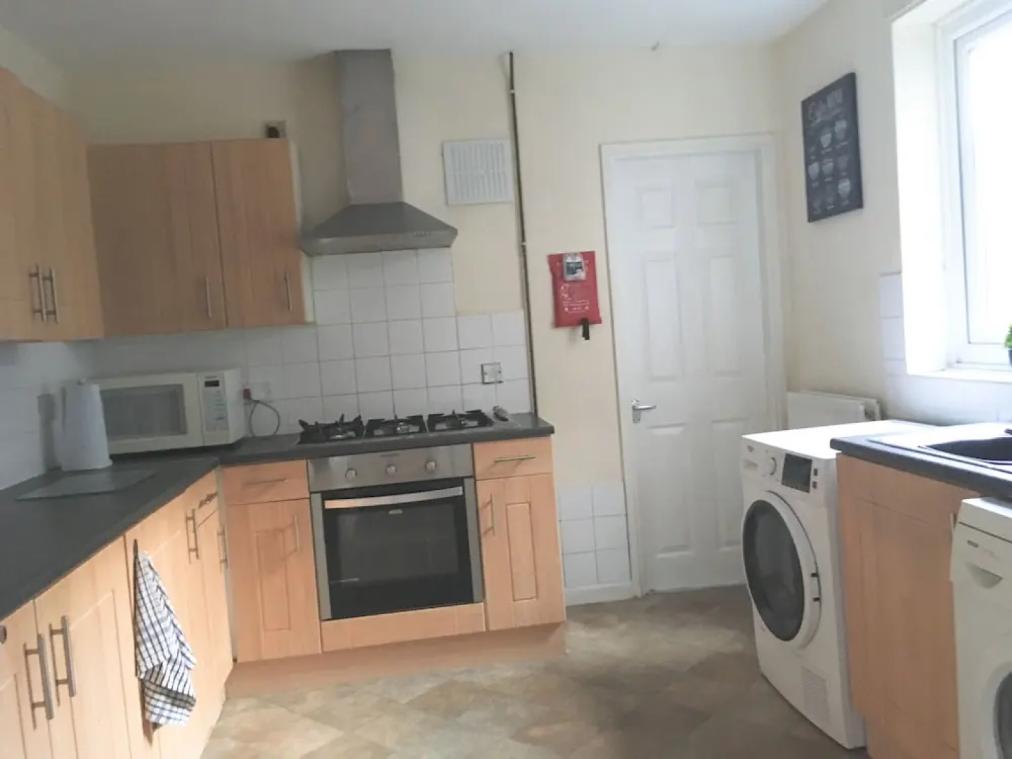 Upper Villiers - Contractors