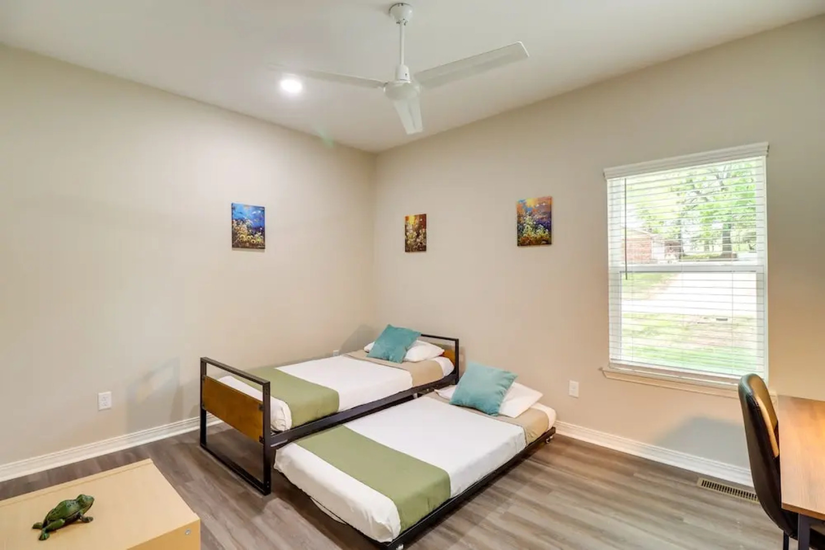 Quaint Harrison Home 2 Mi to Downtown!