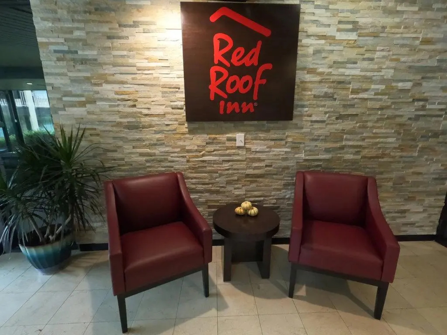 Red Roof Inn Reading