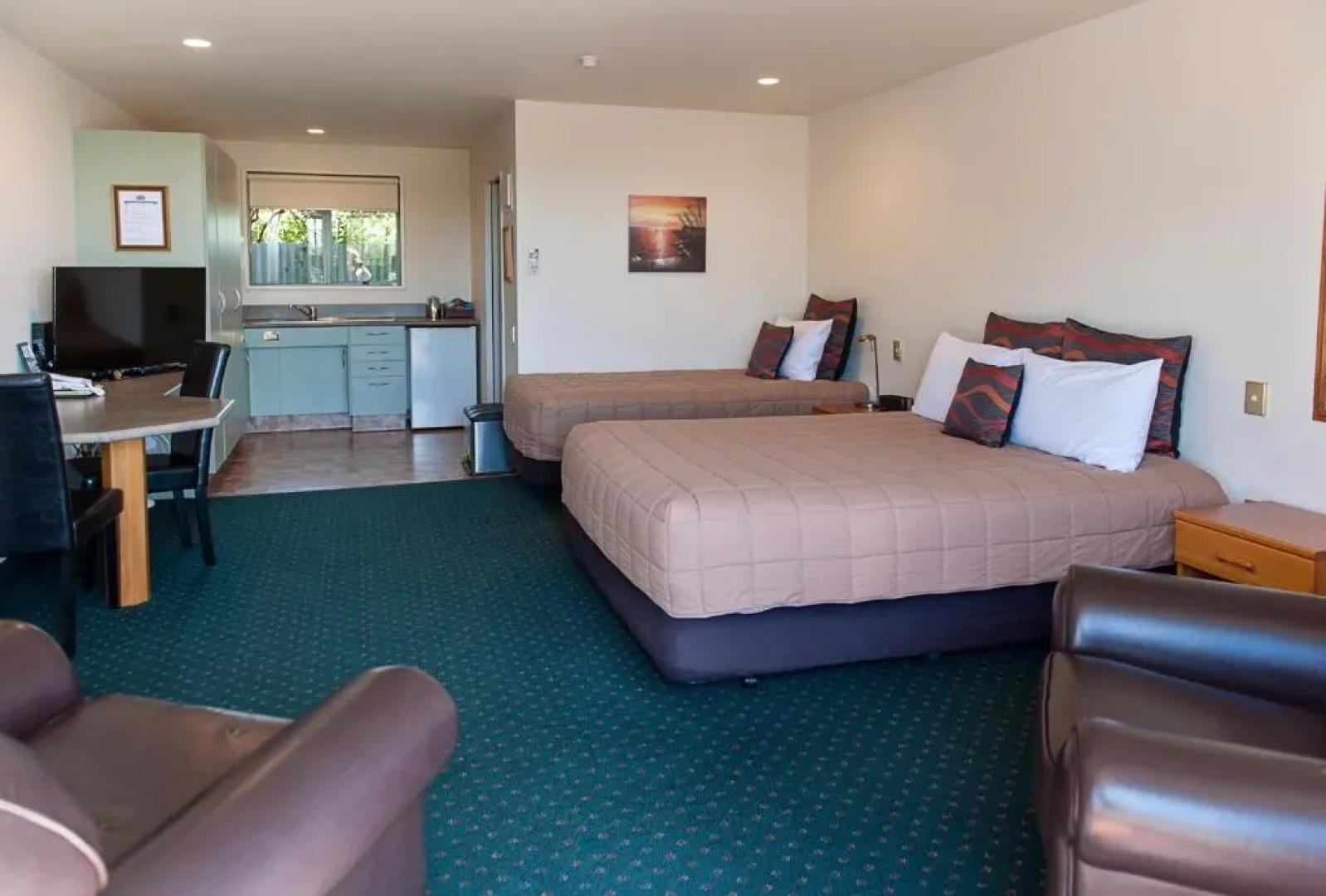 Asure Ashley Motor Lodge